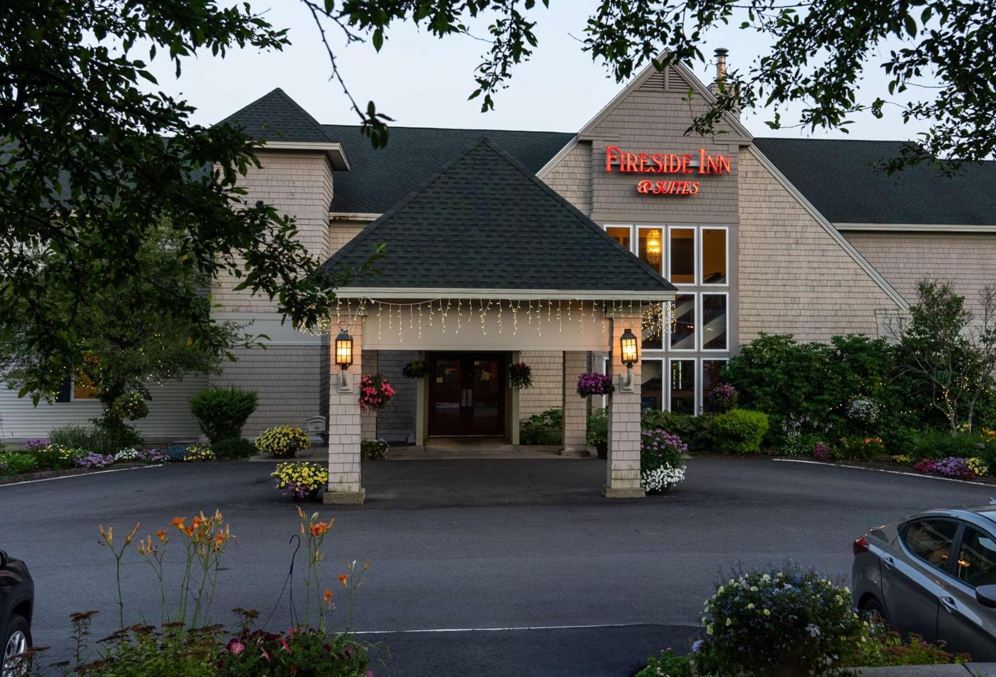 Fireside Inn, Ocean'S Edge Белфаст Экстерьер фото