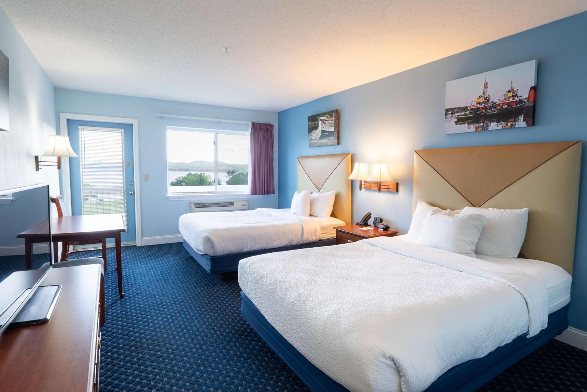 Fireside Inn, Ocean'S Edge Белфаст Экстерьер фото