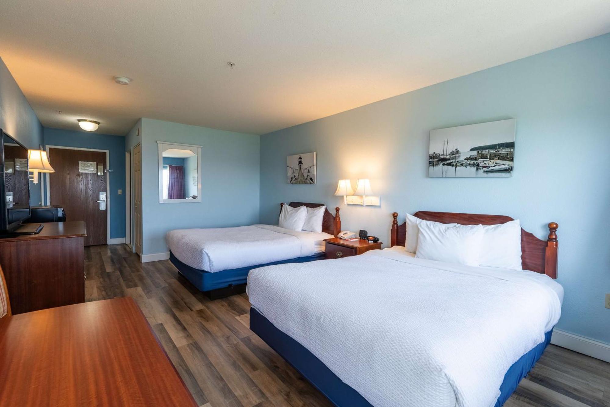 Fireside Inn, Ocean'S Edge Белфаст Экстерьер фото