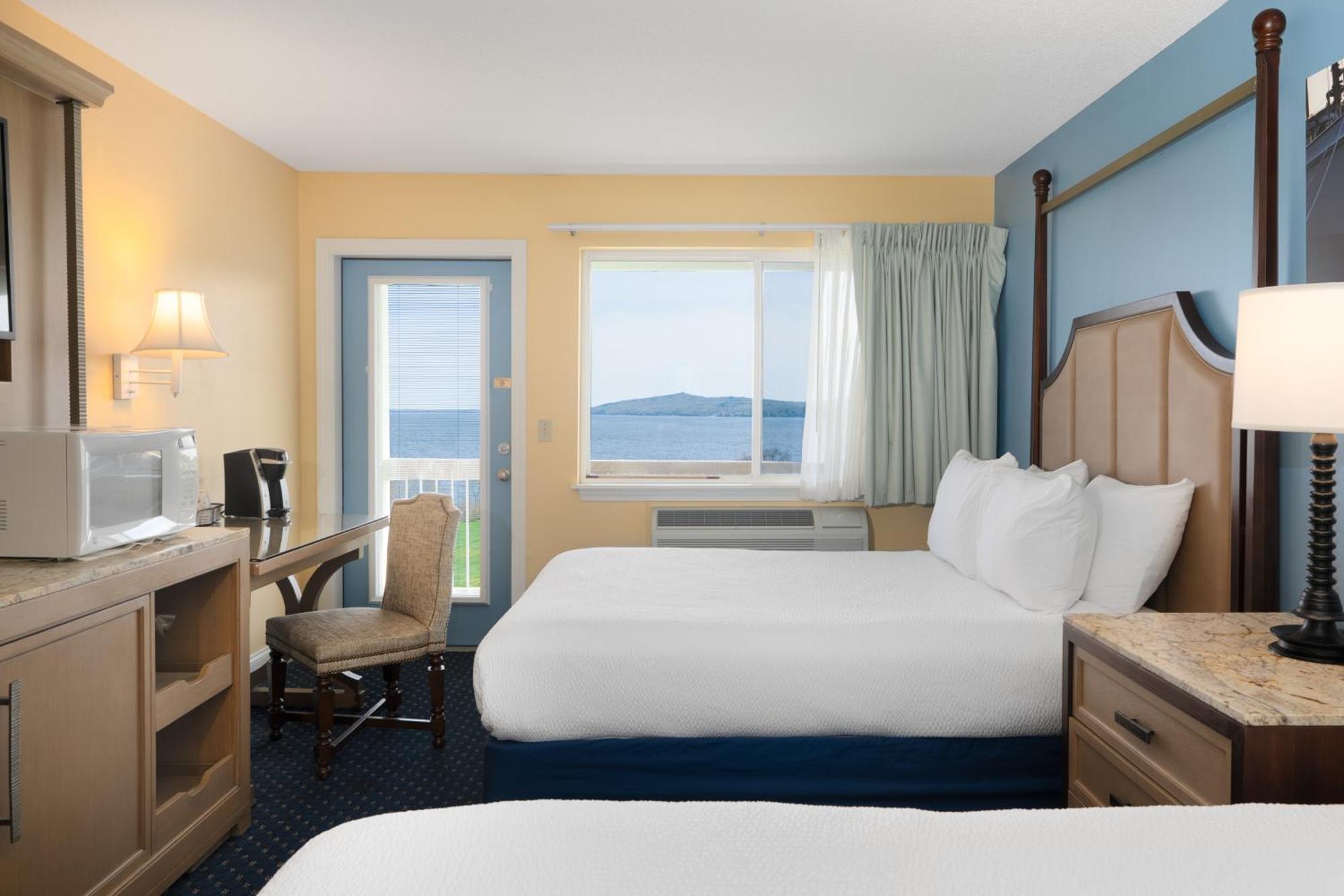 Fireside Inn, Ocean'S Edge Белфаст Экстерьер фото